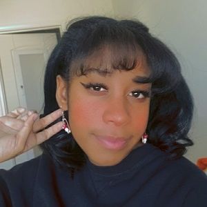 Meet your Posher, Jurnii